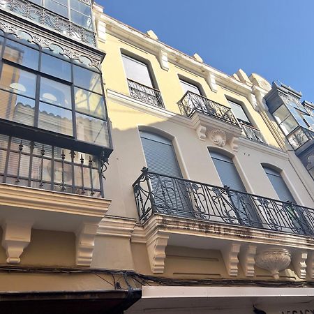 Housingleon Cardiles Apartment ภายนอก รูปภาพ