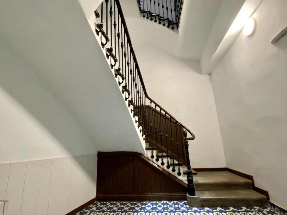 Housingleon Cardiles Apartment ภายนอก รูปภาพ