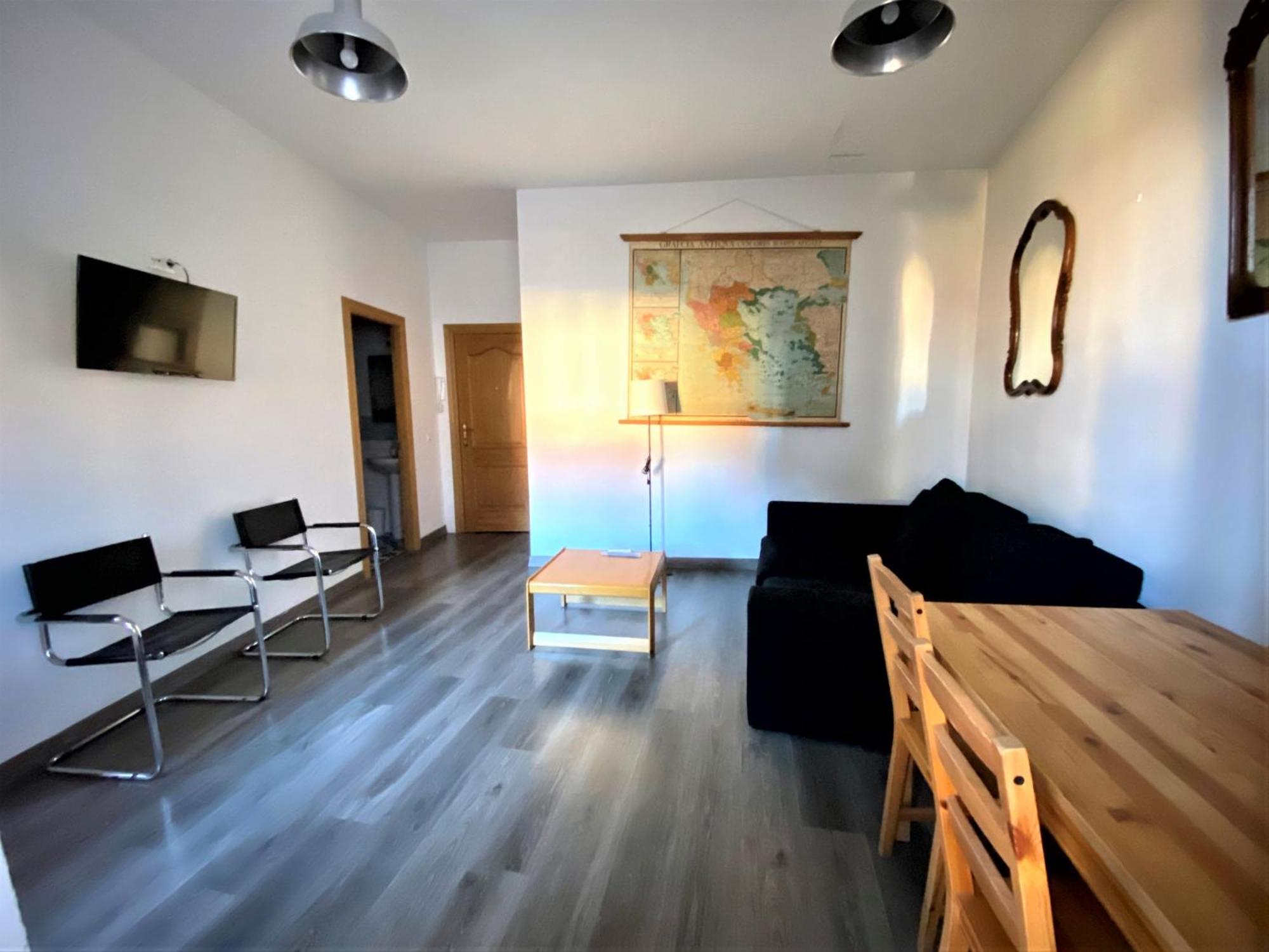 Housingleon Cardiles Apartment ภายนอก รูปภาพ